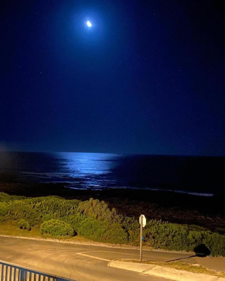 Ons C-Huis - Gansbaai Seafront Accommodation, Back-Up Power 外观 照片