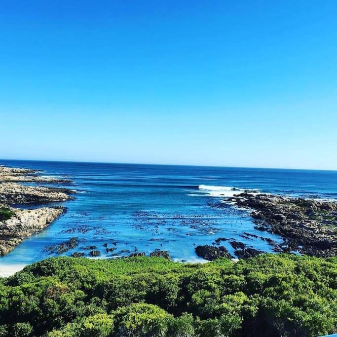 Ons C-Huis - Gansbaai Seafront Accommodation, Back-Up Power 外观 照片